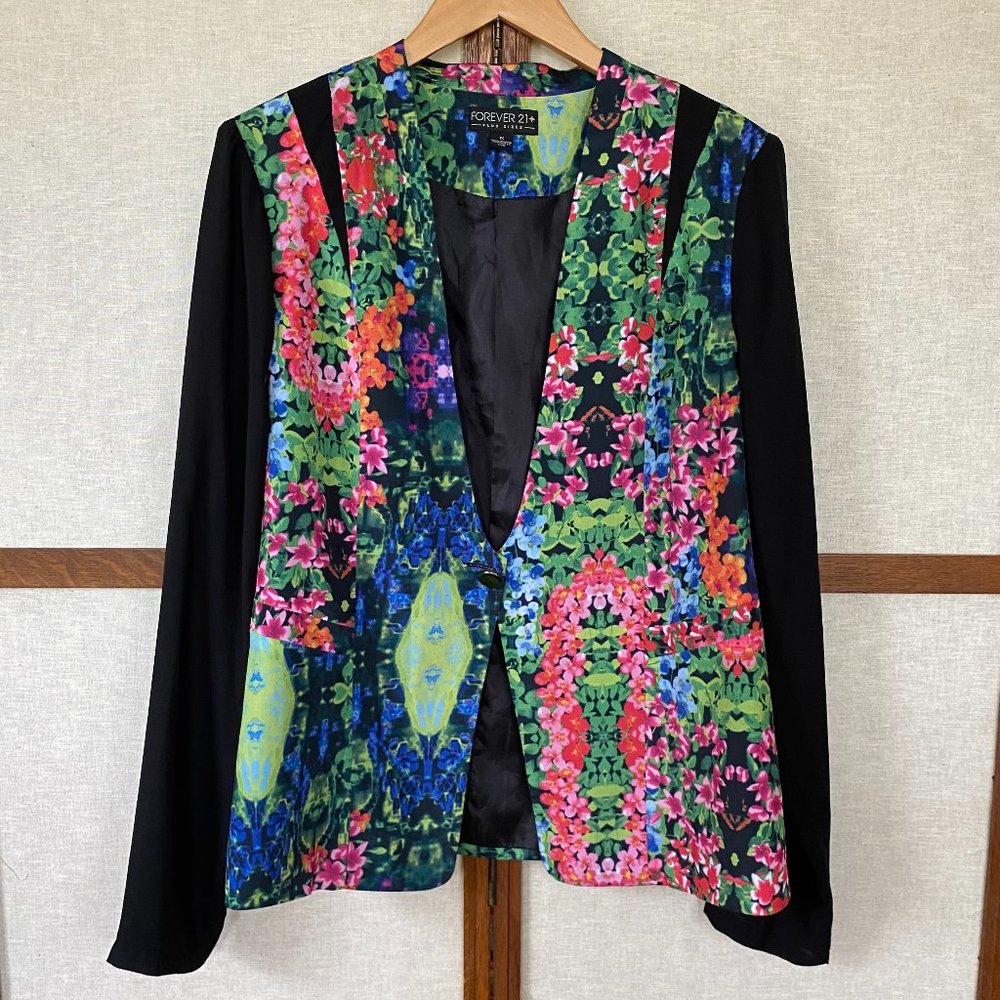 Forever 21 Floral and Black Lightweight Blazer - Size 1X